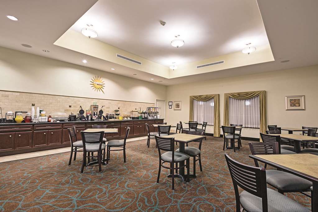 La Quinta By Wyndham Houston New Caney Restaurante foto